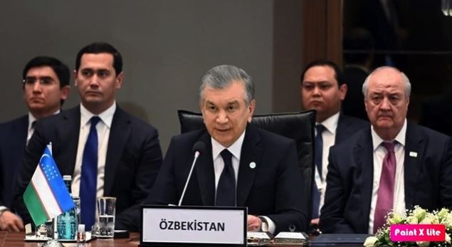 El Presidente de la República de Uzbekistán, Shavkat Mirziyoyev.