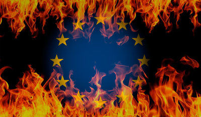 Europa pasa la factura, España la paga con fuego