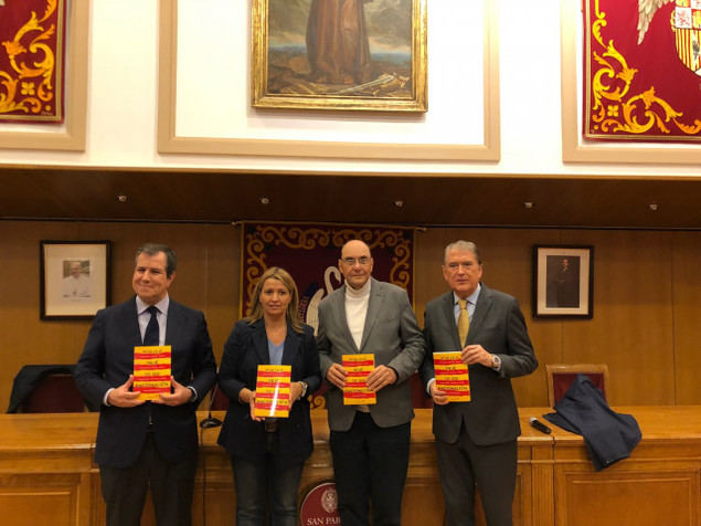 En la imagen, Alex Rosal, Eva Parera, Alejo Vidal-Quadras y  Xavier Horcajo durante la presentación del libro.