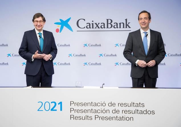 El presidente de CaixaBank, José Ignacio Goirigolzarri, y el consejero delegado, Gonzalo Gortázar, en la presentación de resultados.