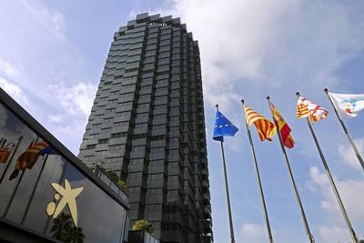 Apoyo a las pymes españolas del FEI, CaixaBank y MicroBank
