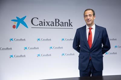 CaixaBank gana 2.137 millones hasta junio, un 35,8% más