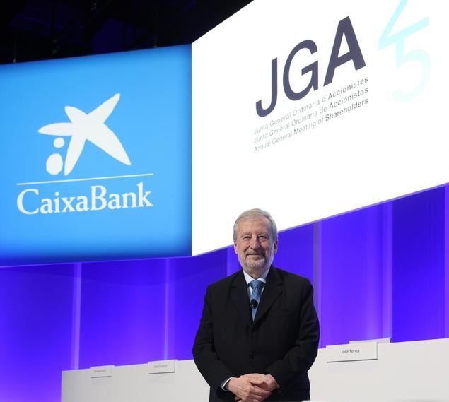 El presidente de CaixaBank, Tomás Muniesa, en la Junta General de Accionistas 2025 de la entidad.