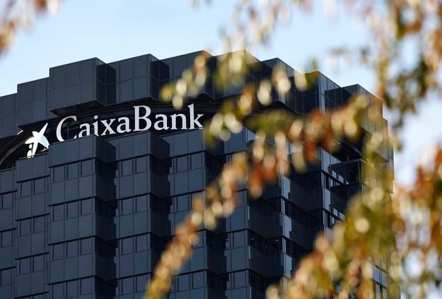 CaixaBank obtiene un beneficio de 2.951 millones de euros en el primer semestre