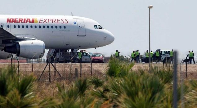 Iberia Express cancela 92 vuelos por temor al impacto de la huelga de tripulantes
