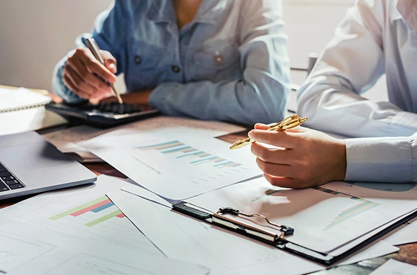  IEF y CECAS firman un acuerdo de colaboración para formar a asesores financieros y a profesionales de seguros