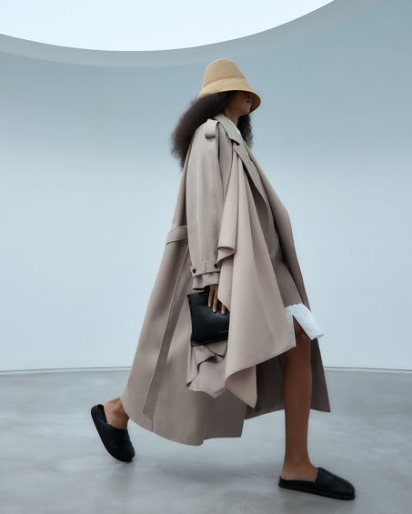 Adolfo Domínguez presenta Intuición, su colección primavera - verano 2024