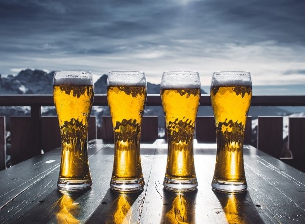 Un consumo excesivo de alcohol afecta a la salud del cabello