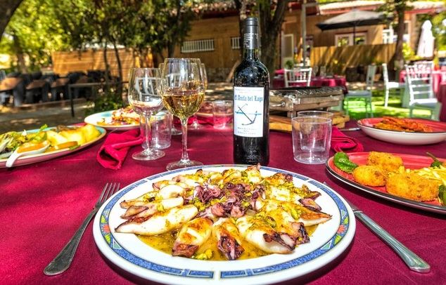 L a terraza de El Ancla del Lago: un en clave perfecto para disfrutar el verano en Madrid