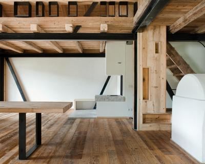 Un suelo de madera que cuenta su propia historia