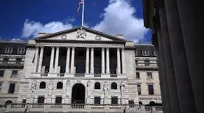 El Banco de Inglaterra, en la cuerda floja tras un nuevo repunte del IPC británico