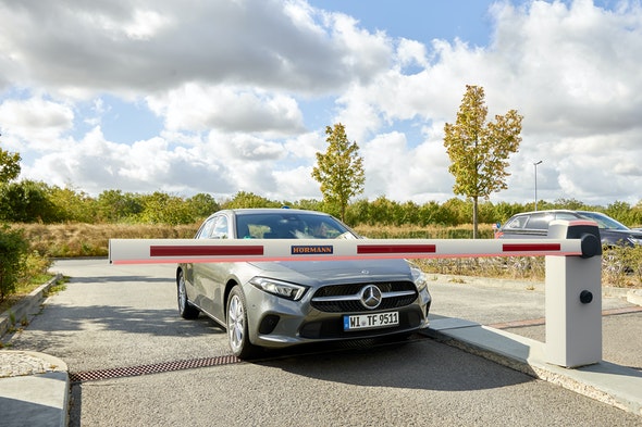 Hörmann presenta sus nuevos modelos de barrera automática