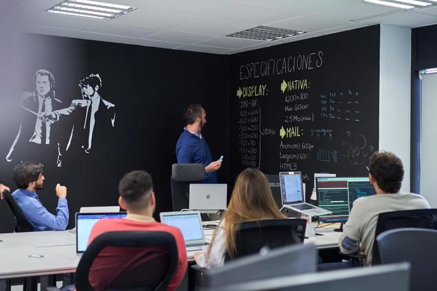 ¿Hace la fotografía corporativa ganar dinero a la empresa?