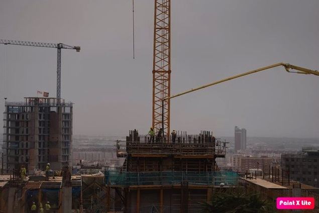 La compraventa de viviendas en Catalunya cayó un 4,7% interanual en el primer trimestre