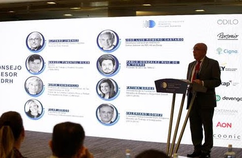 Fátima Báñez, Manuel Pimentel y Valeriano Gómez, miembros del Consejo Asesor de la AEDRH