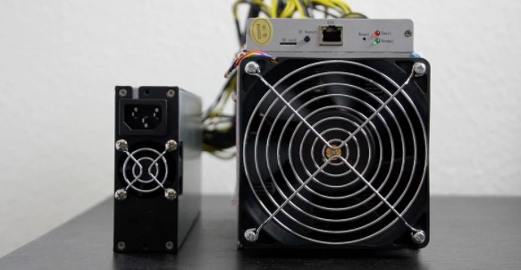 LaudeMMedia: expertos en instalación de rigs de minería