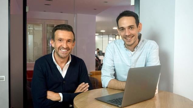 Carlos Sánchez y Víctor A.