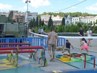 Todo listo para el Día de las Fuerzas Armadas en Madrid Río