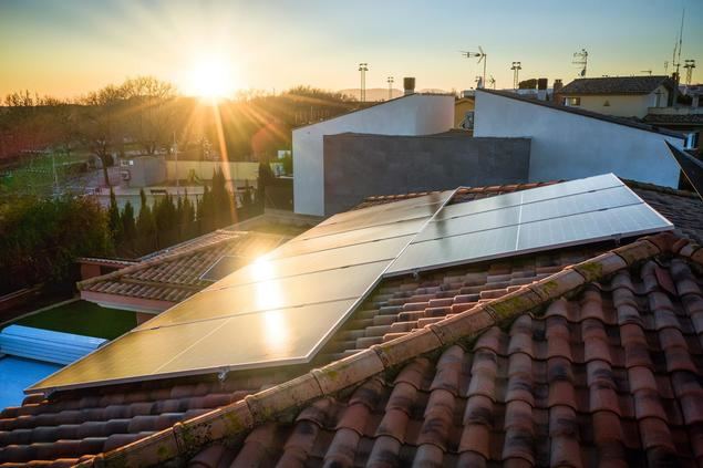 Deducciones en la declaración de la Renta por instalar paneles solares