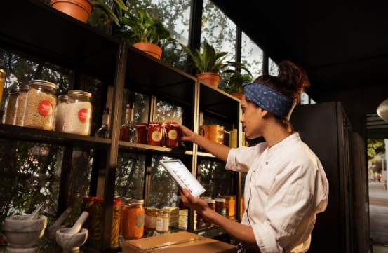 El 75 % de los consumidores apoyaron a negocios locales el pasado año