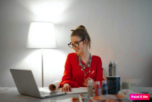 Nueve de cada diez profesionales españoles consideran que el emprendimiento no se fomenta lo suficiente