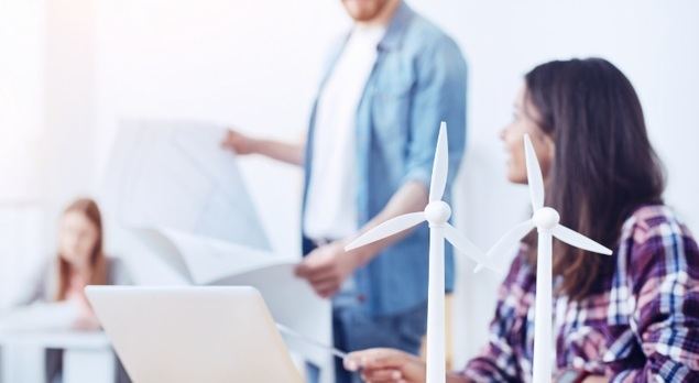 Contratar energías renovables, el primer paso hacia la eficiencia energética de las pymes