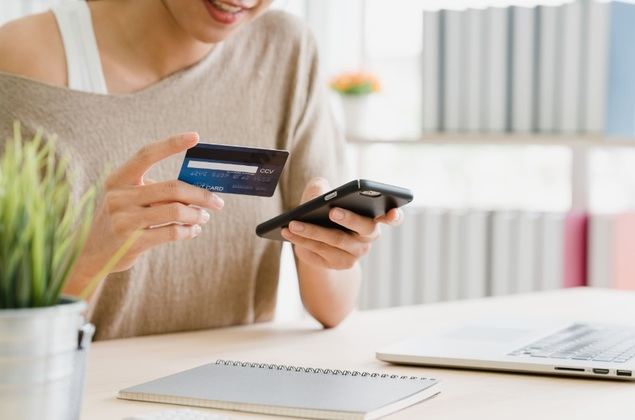 Suiza y Gran Bretaña, los desafíos del e-comm erce transfronterizo en Europa