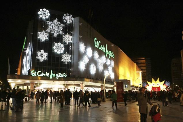 Expectación ante la fantástica Planta 2 ½ de El Corte Inglés
