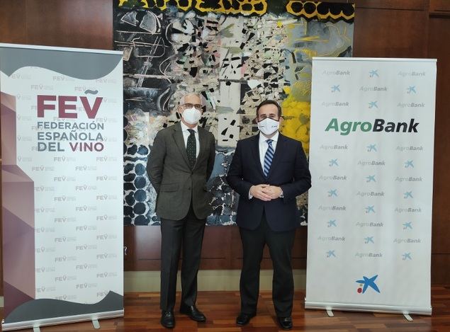 CaixaBank y la FEV suman esfuerzos para contribuir a consolidar una recuperación del sector vitivinícola basada en la digitalización y la sostenibilidad