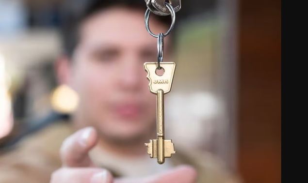 Del 58% de la Generación Z que no pagan por su vivienda, un 96% aún viven con sus padres