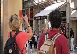 El gasto turístico en España crecerá un 5% este verano