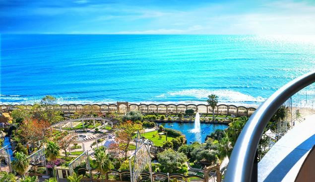 Una Marina d'Or renovada se presenta ante FITUR con un sinfín de novedades