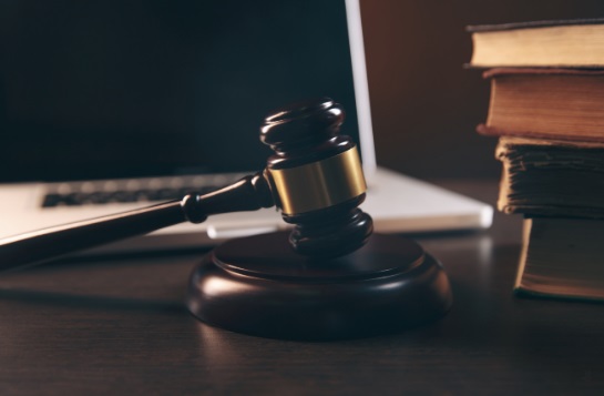 El calvario de desheredar a un familiar directo: “menos del 1% lo intenta por las restricciones de la ley”