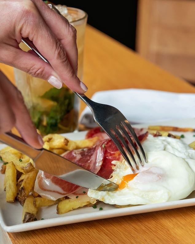 Mercado de la reina celebra el Día Mundial del Huevo 'con un par'
