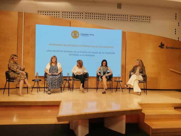 Presentado el documento “Aportando valor desde la perspectiva de los pacientes”, una iniciativa basada en la puesta en valor de la atención integral a la persona
