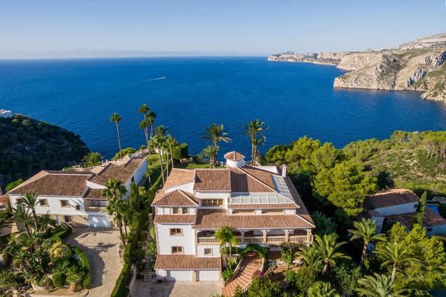 Lucas Fox consolida su liderazgo en el mercado inmobiliario de lujo de la Costa Blanca