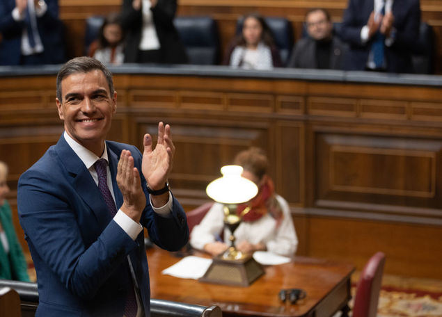 Las cinco claves de expresión y comunicación de Sánchez y Feijóo en el debate de investidura