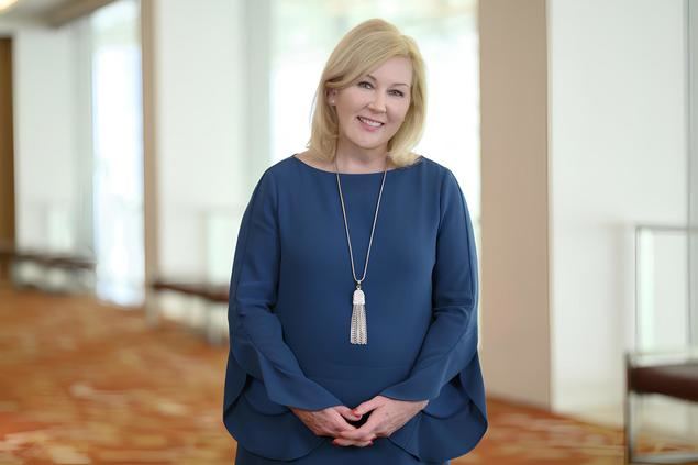 Dentons nombra a Kate Barton como nueva CEO global de la firma