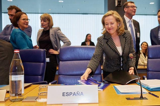 La ministra de economía, Nadia Calviño.