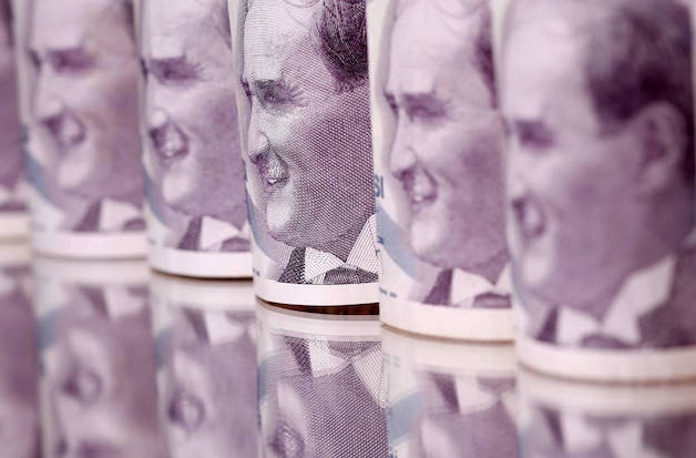 CBRT: Tipos sin cambios para la lira, pero riesgos en el horizonte