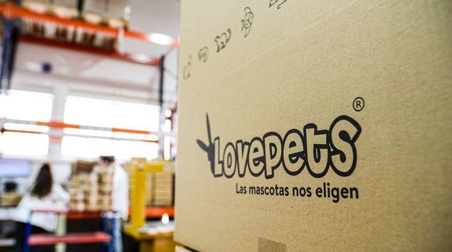 Una empresa española encabeza la alimentación de mascotas con el heno en Europa