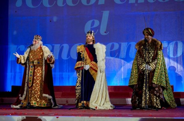 La tecnología permite a niños con cáncer disfrutar desde dentro de la Cabalgata de Reyes de Madrid