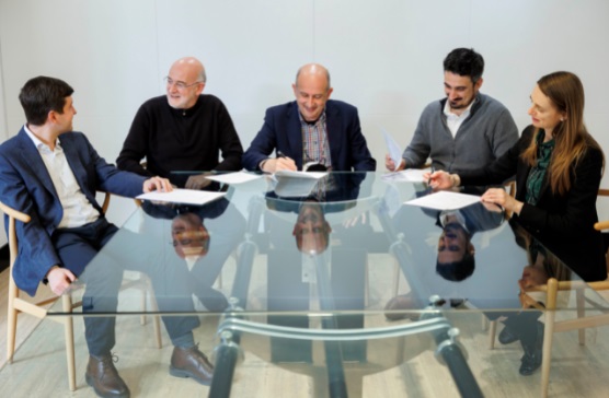 Manolo Pastor (Pavabits), Manel Fraixedas (Matrix), Carlos Fort (Matrix), Alfredo R. Cebrián (Cuatroochenta) y Mónica de Quesada (Pavasal)