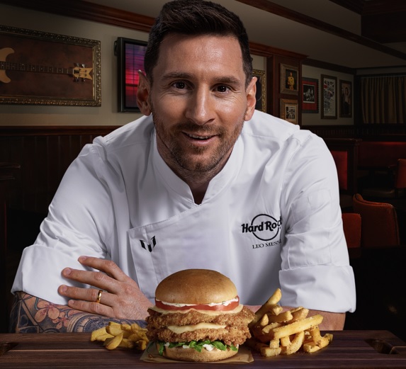 Hard Rock Cafe Barcelona añade a su menú el nuevo Messi Chicken Sandwich