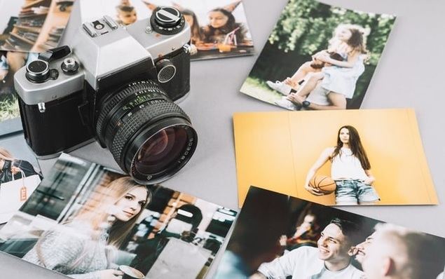 La moda analógica en plena era digital: “Los jóvenes y las mujeres hacen que el papel vuelva”