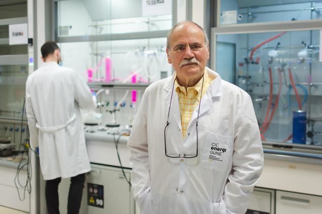 Michel Armand, investigador de referencia de CIC energiGUNE, entre los científicos más citados del mundo según la lista 2022 de Clarivate Analytics