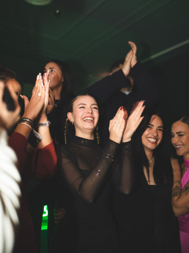Nickname celebró en Gran Vía una fiesta con los tiktokers del momento