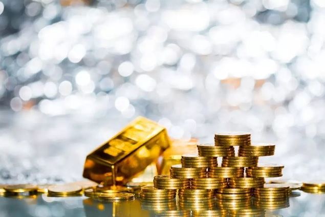 Invertir en oro VS dinero. ¿Qué solución tenemos para poder tener un valor asegurado a futuro?