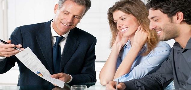 El 52,4% de las hipotecasse contratan en pareja