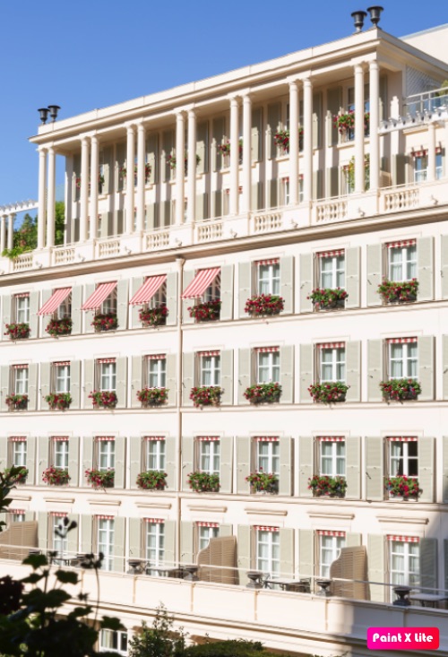 Tienes que visitar este hotel en París por lo menos una vez en la vida